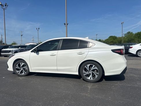 Used 2024 Subaru Legacy AWD/4WD image 9