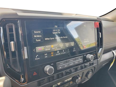 New 2026 Nissan Frontier SV w/ SV Convenience Package image 10