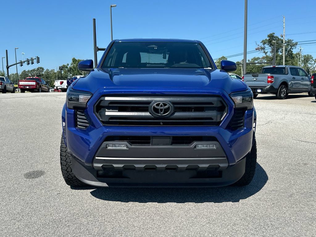 Used 2025 Toyota Tacoma SR5 RWD image 5