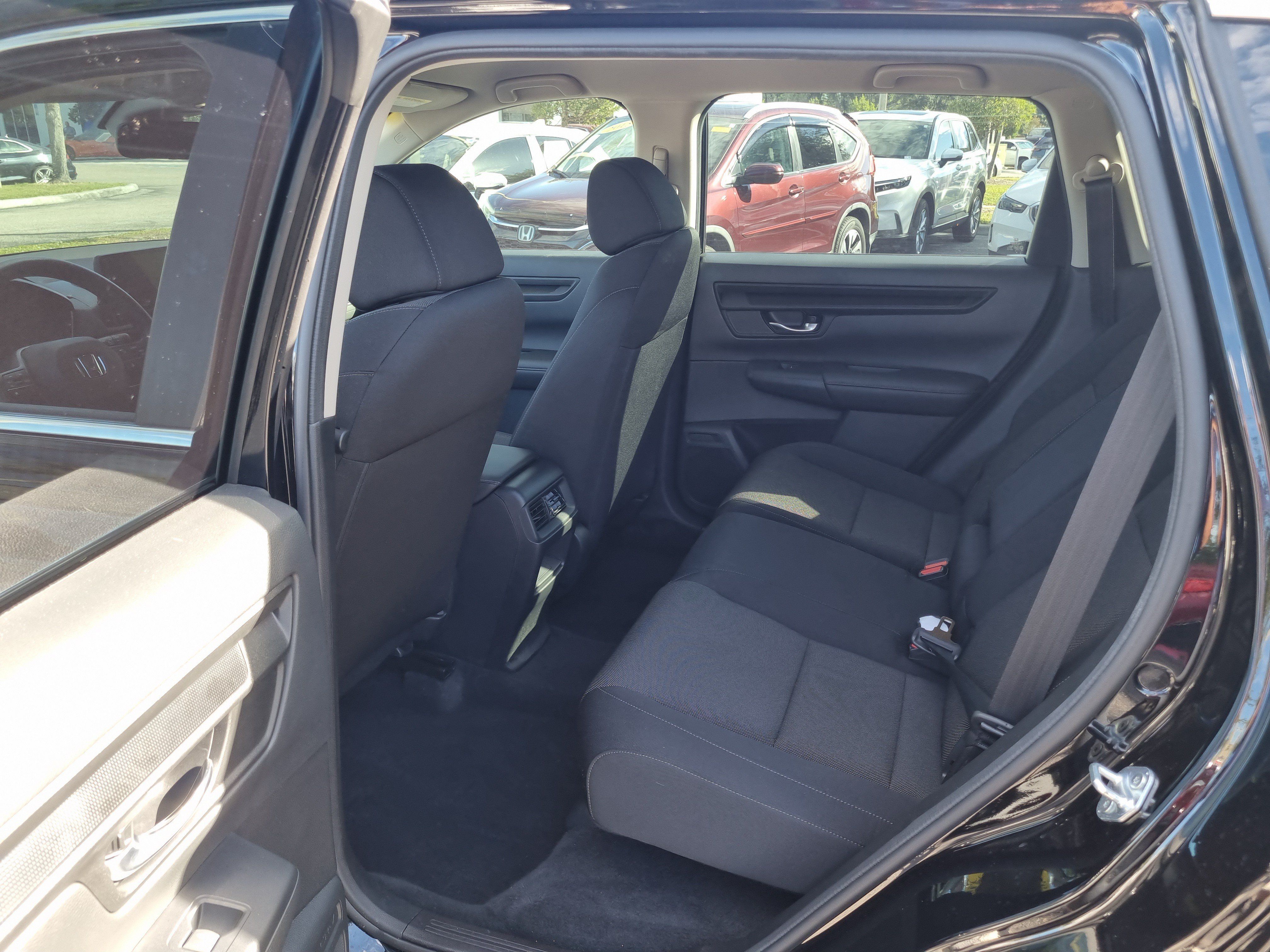 Used 2024 Honda CR-V LX image 13