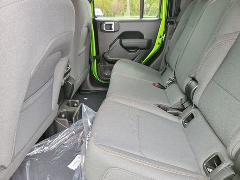 New 2026 Jeep Gladiator Sport image 9