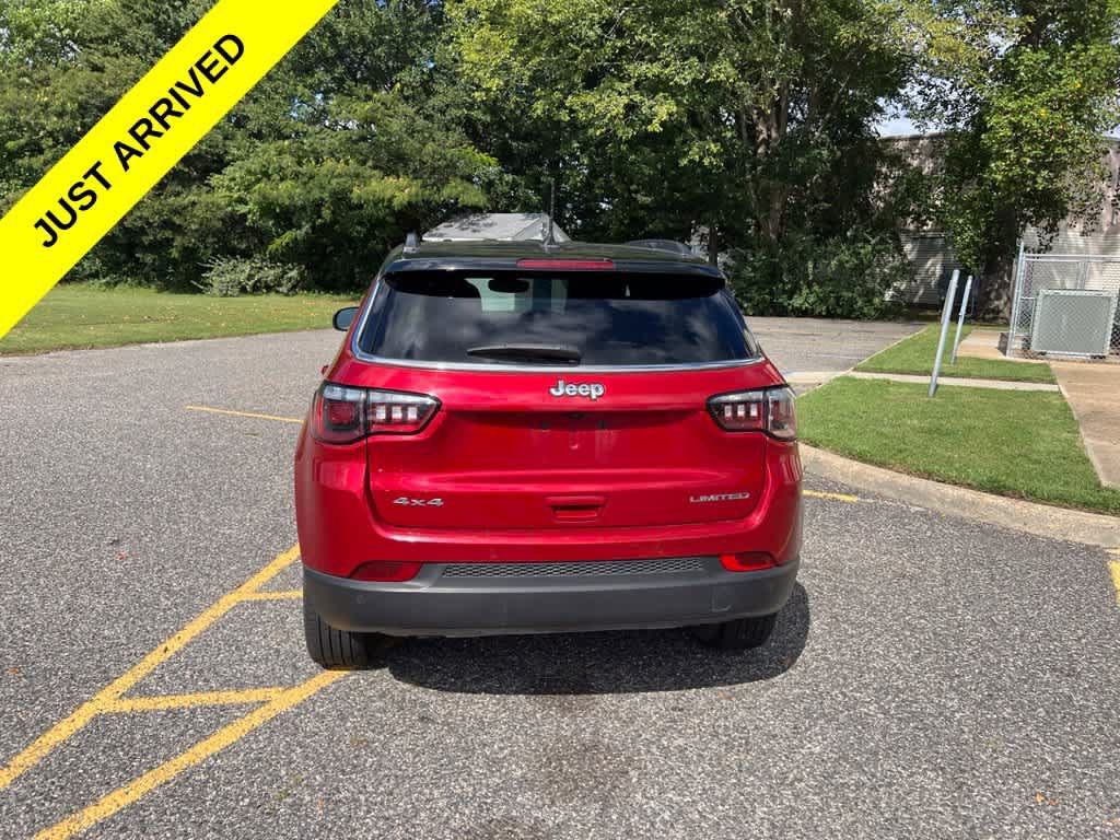 Used 2025 Jeep Compass Limited AWD/4WD image 4