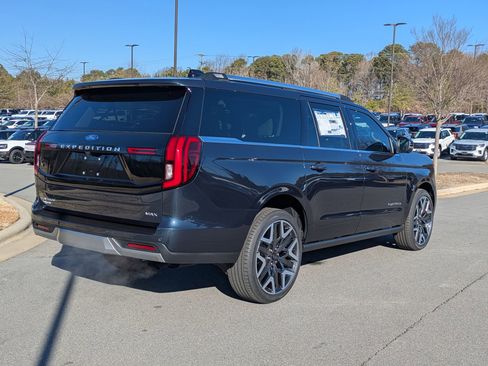 New 2026 Ford Expedition Max Platinum w/ Platinum Ultimate Package image 4
