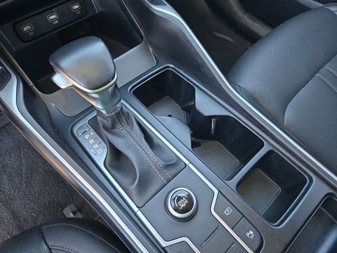 Certified 2022 Kia Sorento S w/ Panoramic Sunroof Package image 31