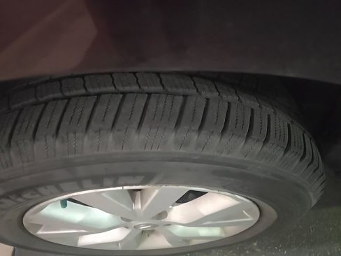 Used 2014 Nissan Murano SV w/ Value Package image 4