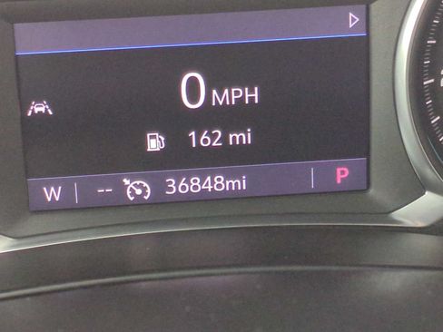 Used 2021 Chevrolet Equinox Premier FWD image 12