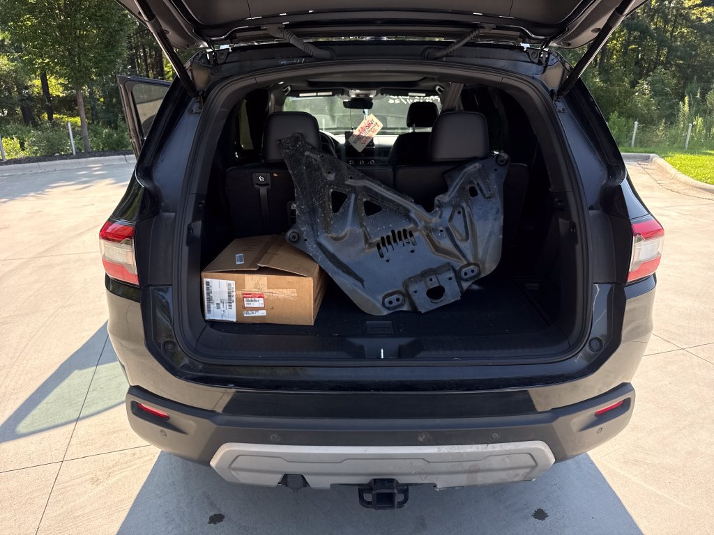 Certified 2025 Honda Pilot TrailSport image 33