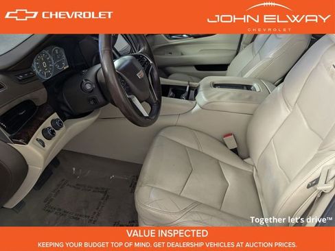 Used 2015 Cadillac Escalade ESV Luxury image 13