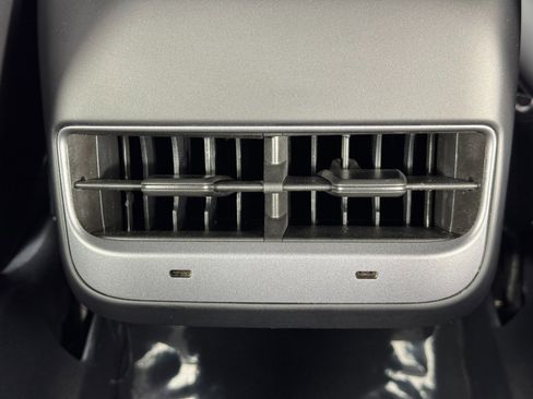 Used 2022 Tesla Model 3 Long Range image 33