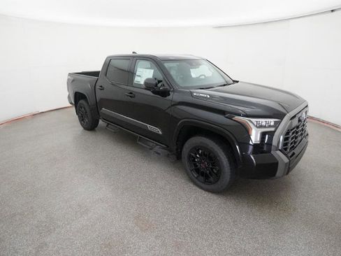 New 2025 Toyota Tundra Platinum image 29