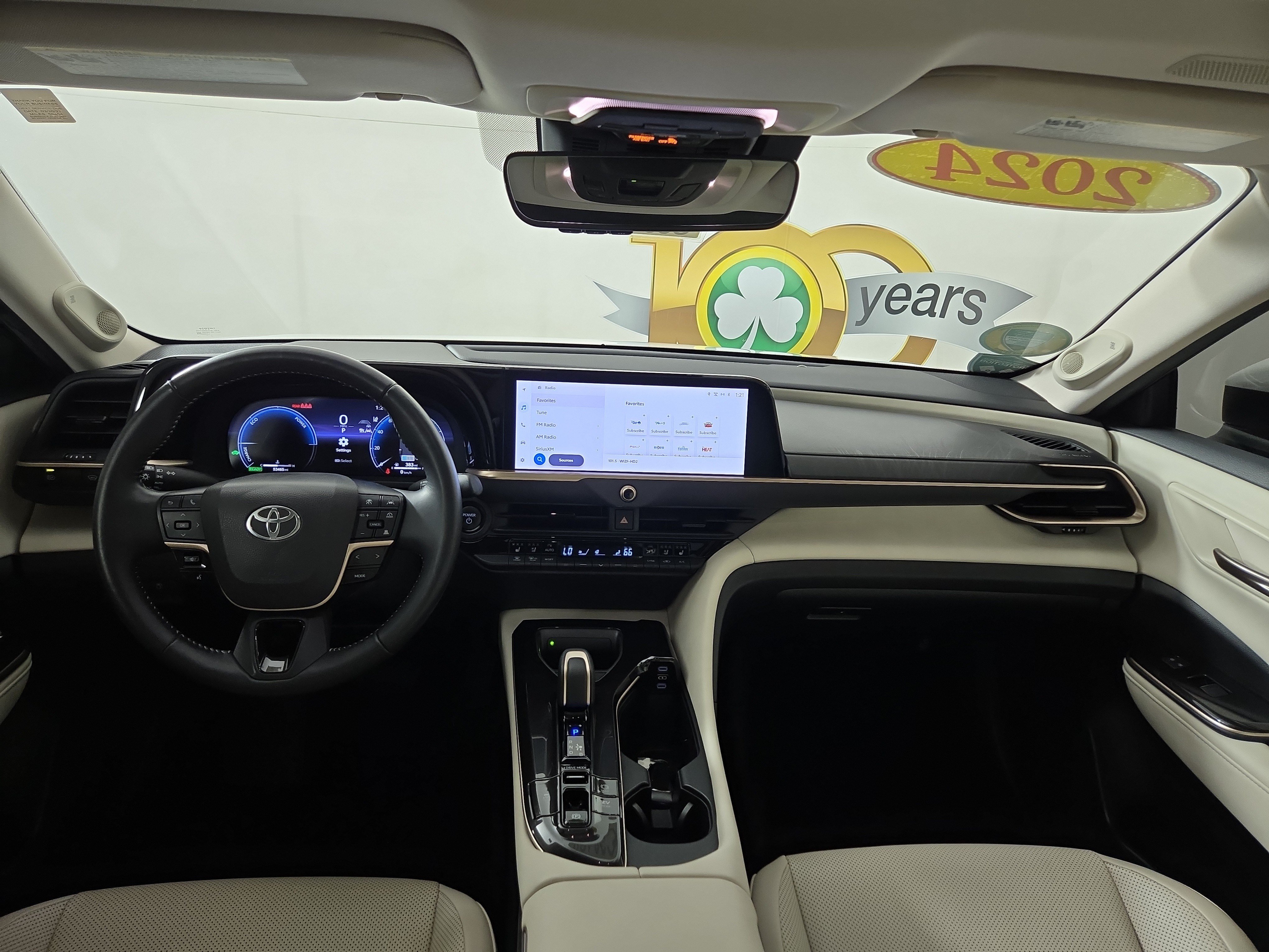 Used 2024 Toyota Crown AWD/4WD image 14