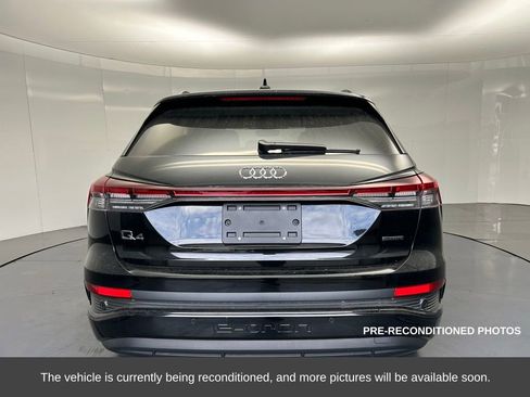 Used 2024 Audi Q4 e-tron Premium Plus w/ Premium Plus image 4