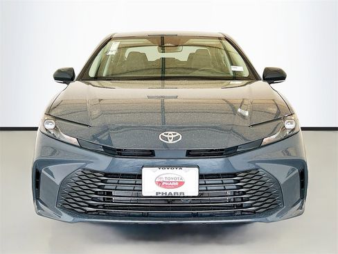 New 2026 Toyota Camry LE image 2