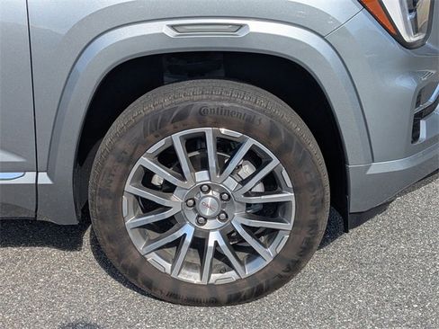 Used 2026 GMC Terrain Denali image 11