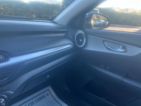 Used 2023 Kia Forte LXS w/ LXS Technology Package image 20