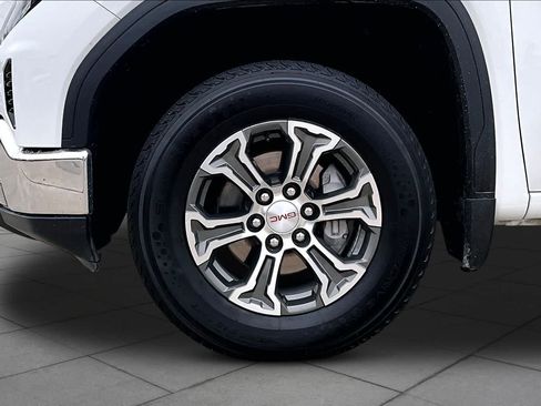 Used 2023 GMC Sierra 1500 AT4X w/ AT4X AEV Edition AWD/4WD image 11