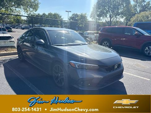 Used 2022 Honda Civic Sport Touring image 1