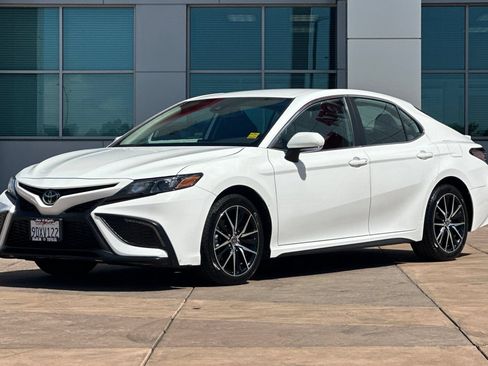 Certified 2023 Toyota Camry SE w/ Convenience Package FWD image 10