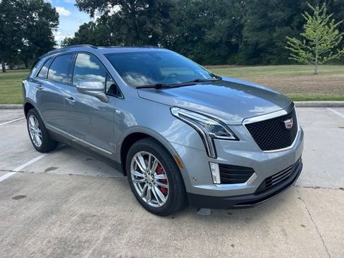 Used 2024 Cadillac XT5 Sportv w/ Technology Package AWD/4WD image 11