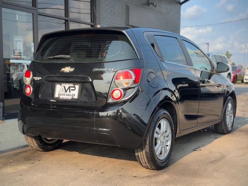 Used 2016 Chevrolet Sonic LT FWD image 2