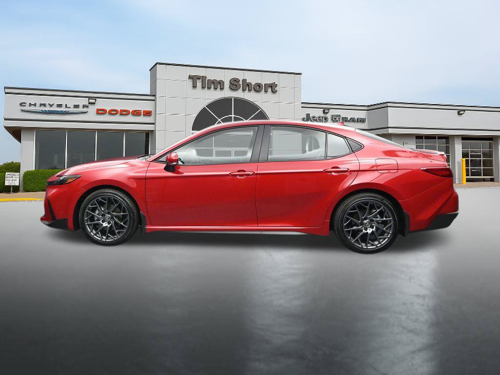Used 2026 Toyota Camry SE FWD image 2