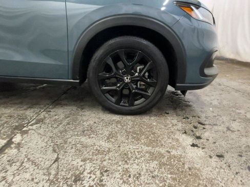 Used 2024 Honda HR-V Sport image 17