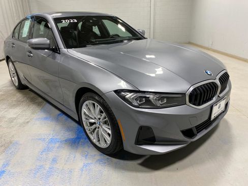 Used 2023 BMW 330i xDrive Sedan w/ Premium Package image 4