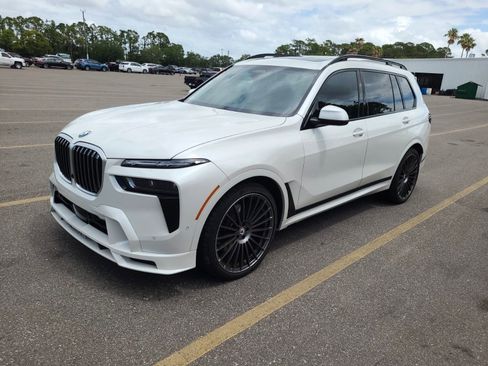 Used 2024 BMW ALPINA XB7 image 3