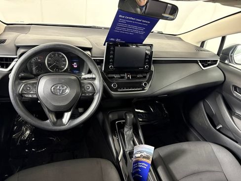 Used 2021 Toyota Corolla LE FWD image 23