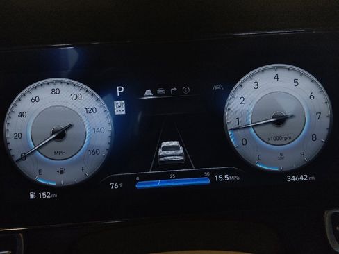 Used 2025 Hyundai Elantra SEL FWD image 23