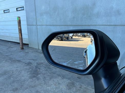 Used 2025 Toyota Camry SE image 19