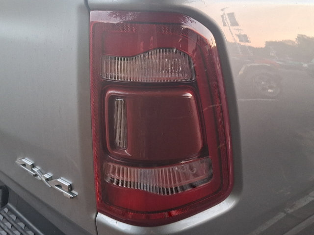 Used 2024 RAM 1500 Laramie AWD/4WD image 9