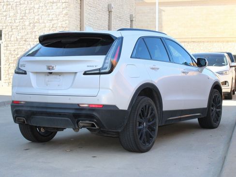 Used 2023 Cadillac XT4 Sport image 3