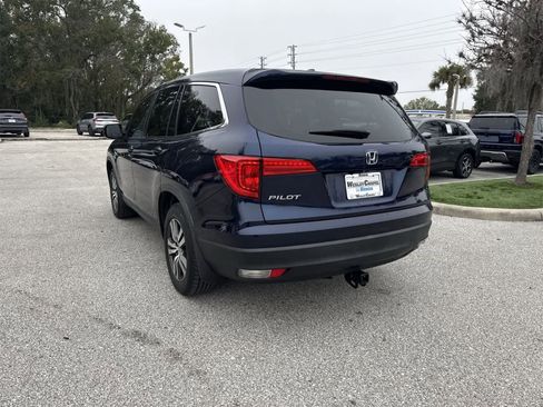 Used 2017 Honda Pilot EX image 4