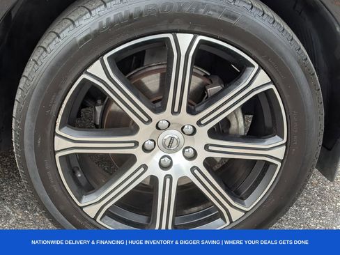 Used 2020 Volvo XC60 T5 Inscription w/ Protection Package image 12