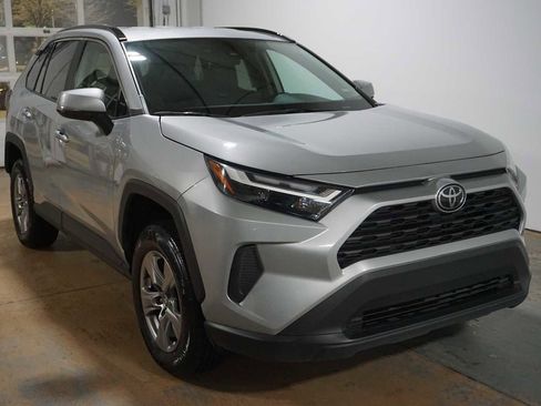 Used 2024 Toyota RAV4 XLE image 5