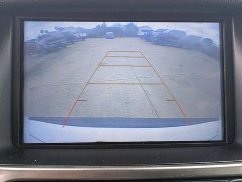 Used 2020 Chevrolet Suburban LT w/ RST Edition RWD image 15