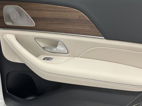 New 2026 Mercedes-Benz GLE 450 4MATIC image 21