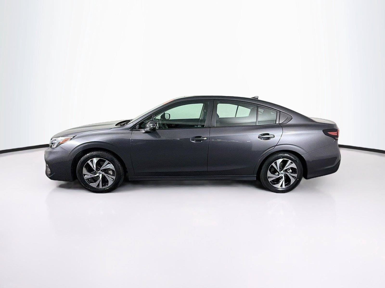 Used 2025 Subaru Legacy Premium AWD/4WD image 8