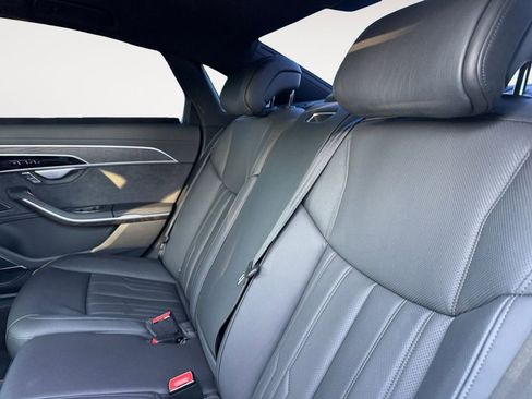 Used 2023 Audi A8 L 3.0T w/ Luxury Package image 30