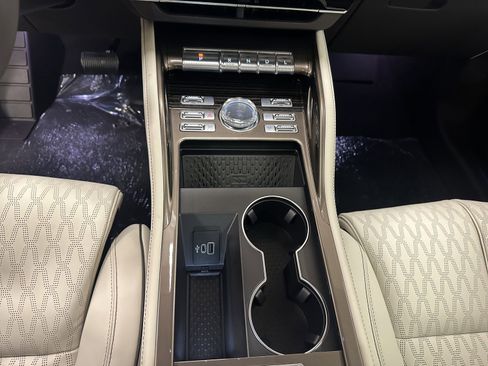 New 2026 Lincoln Nautilus Black Label w/ Jet Appearance Package image 16