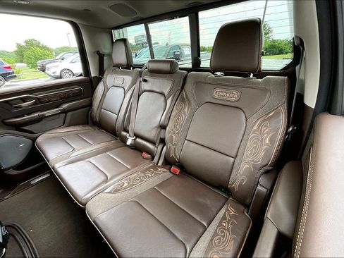 Used 2025 RAM 1500 Limited AWD/4WD image 25