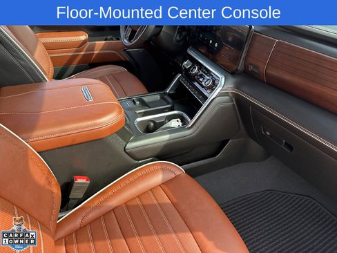 Used 2024 GMC Sierra 3500 Denali Ultimate AWD/4WD image 24