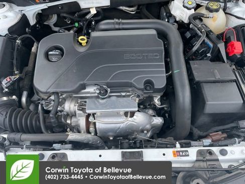 Used 2024 Chevrolet Malibu LT FWD image 28