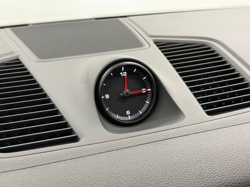 Certified 2023 Porsche Cayenne AWD/4WD image 55