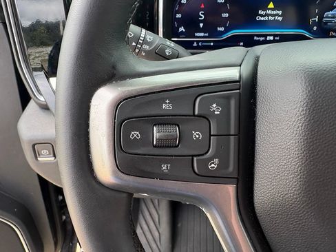 Used 2023 Chevrolet Silverado 1500 LT AWD/4WD image 15