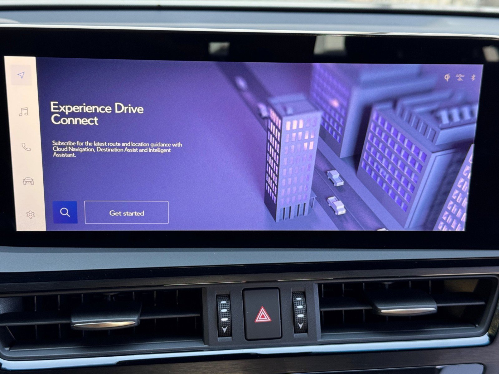 Used 2024 Lexus ES 300h Ultra Luxury w/ Accessory Package (Z2) FWD image 27