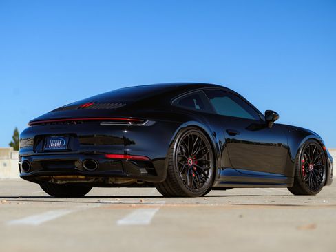 Used 2022 Porsche 911 Carrera S image 16