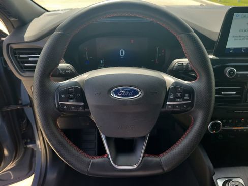 Used 2025 Ford Escape ST-Line Select AWD/4WD image 22
