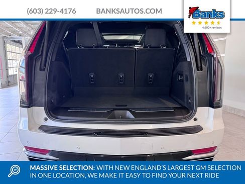 Certified 2023 Cadillac Escalade Premium Luxury AWD/4WD image 9